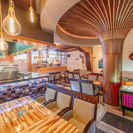 Hotel Havana לוזניצה מראה חיצוני תמונה