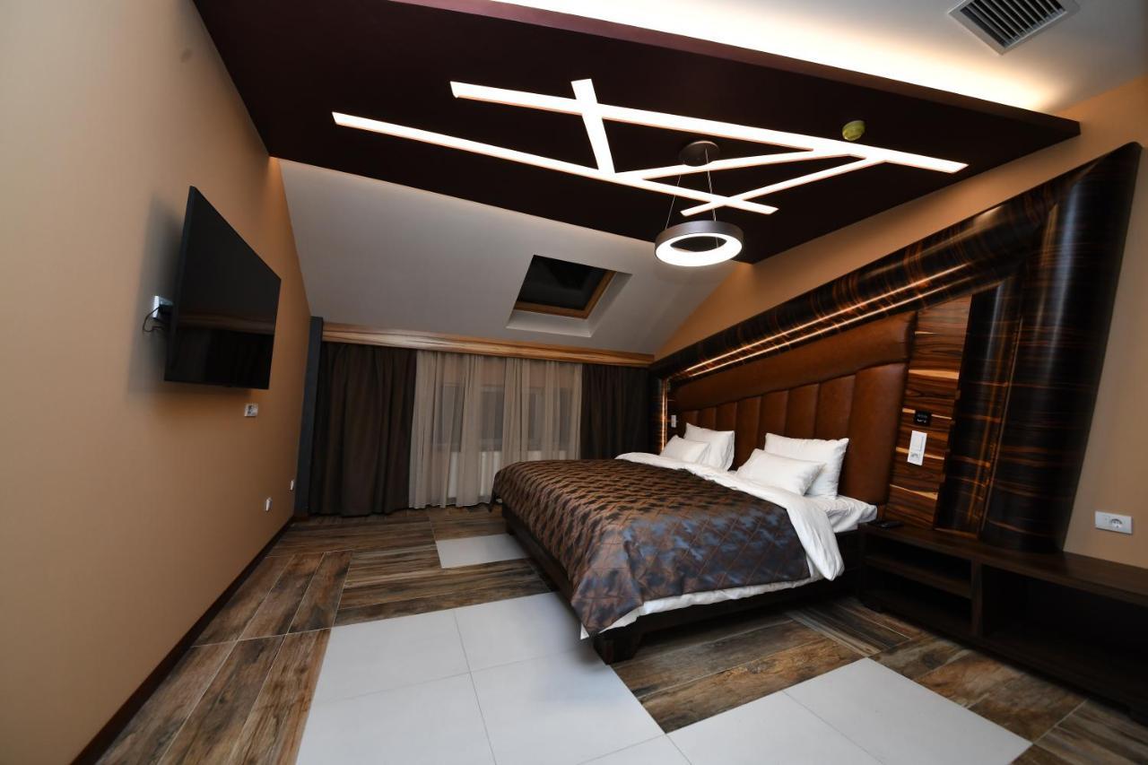 Hotel Havana לוזניצה מראה חיצוני תמונה