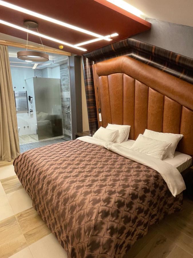 Hotel Havana לוזניצה מראה חיצוני תמונה