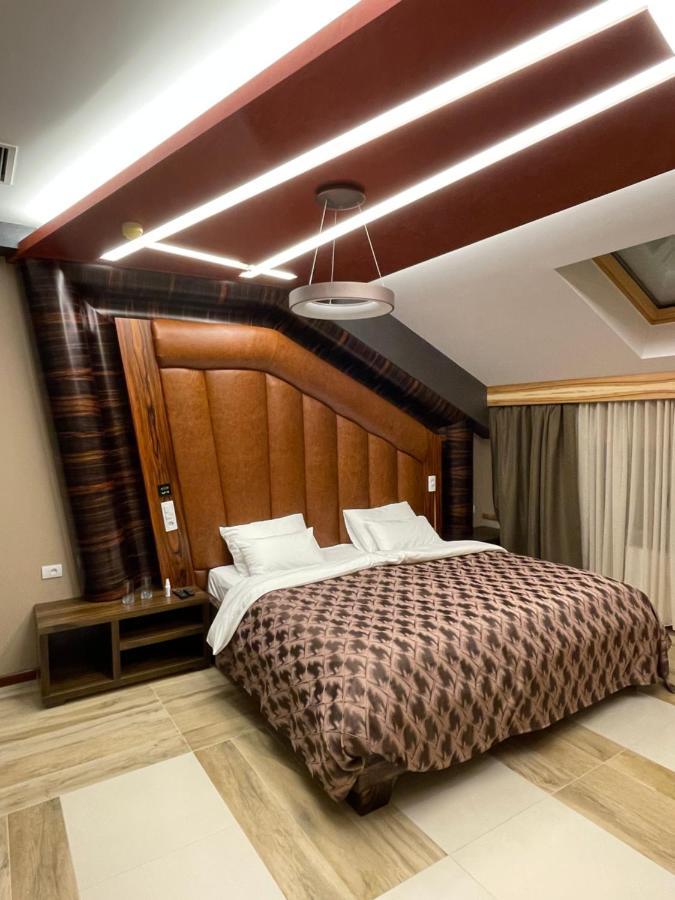 Hotel Havana לוזניצה מראה חיצוני תמונה