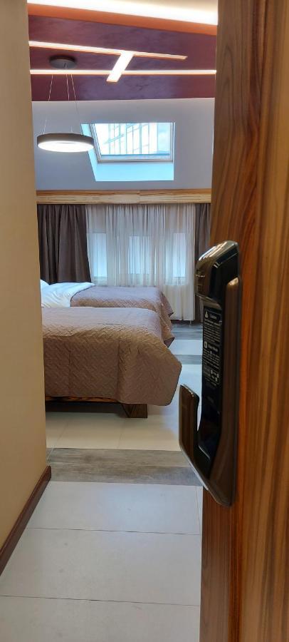 Hotel Havana לוזניצה מראה חיצוני תמונה