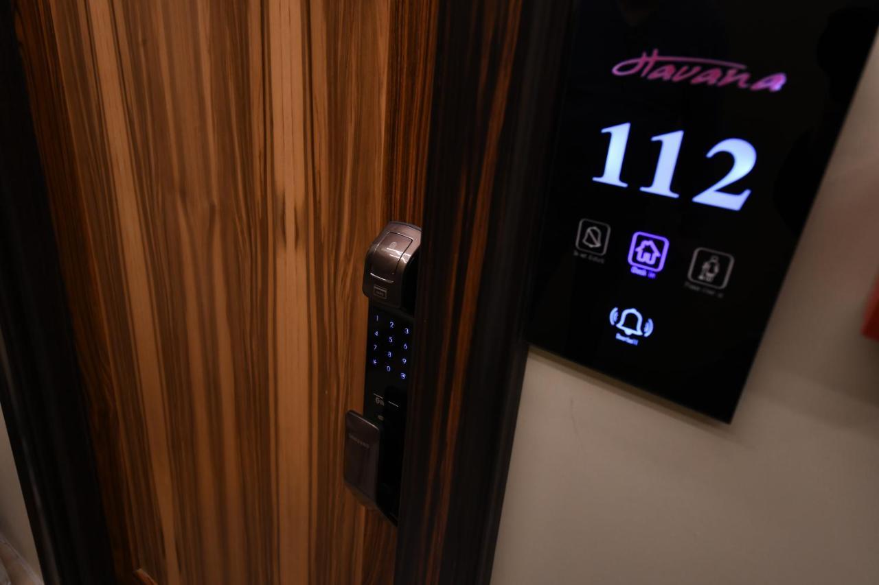 Hotel Havana לוזניצה מראה חיצוני תמונה
