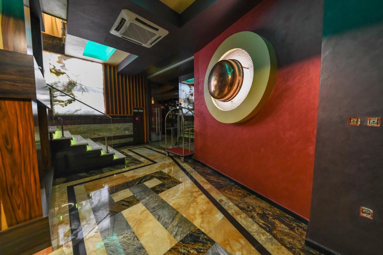 Hotel Havana לוזניצה מראה חיצוני תמונה
