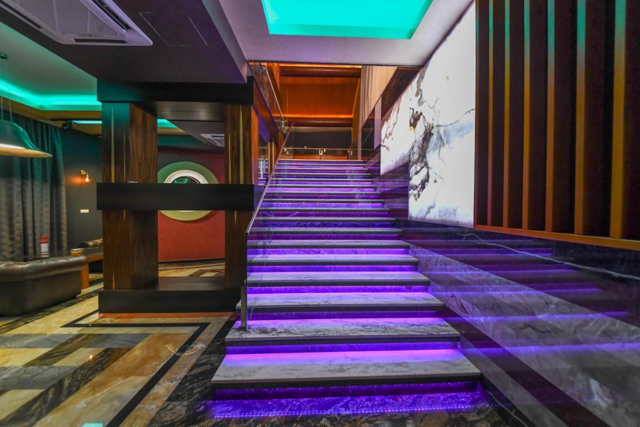 Hotel Havana לוזניצה מראה חיצוני תמונה