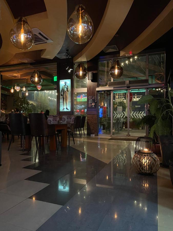 Hotel Havana לוזניצה מראה חיצוני תמונה