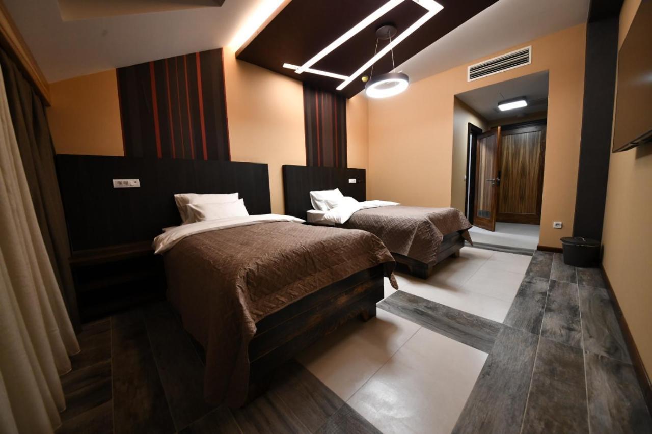 Hotel Havana לוזניצה מראה חיצוני תמונה