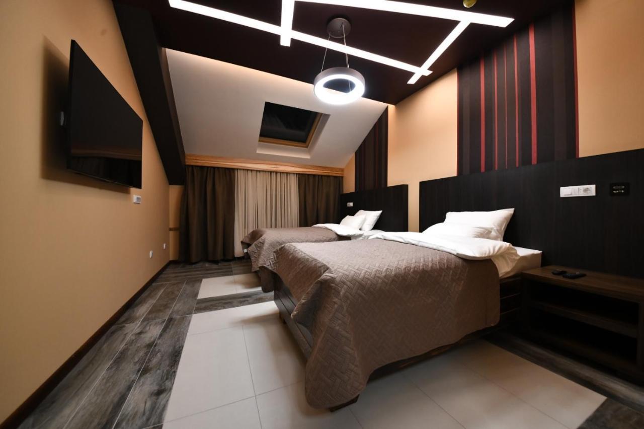 Hotel Havana לוזניצה מראה חיצוני תמונה