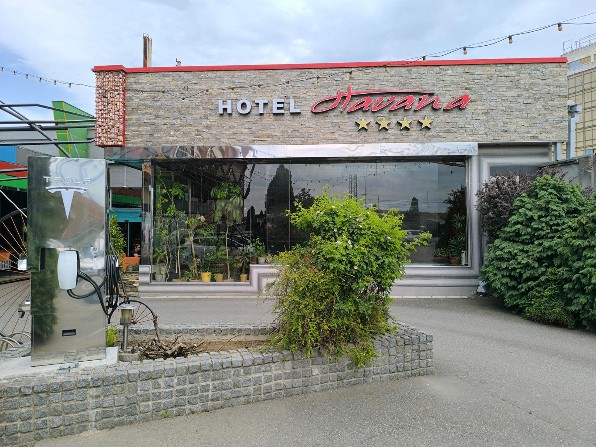 Hotel Havana לוזניצה מראה חיצוני תמונה